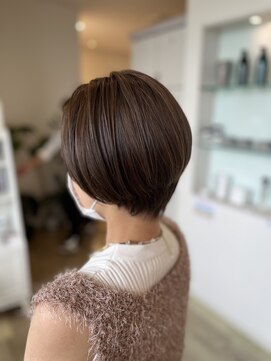 ルシードスタイル ムースユイット(LUCIDO STYLE mousse8) 大人ショート