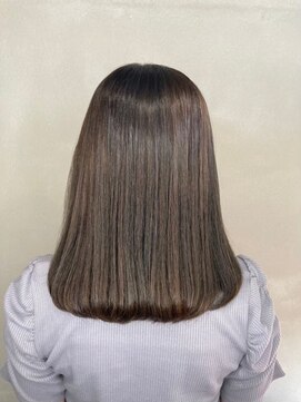 フェアリーテール 高坂店 上品×艶感◎毛先までなめらか。大人のワンカールミディ