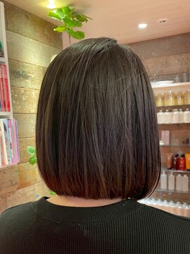 DAMANI 表参道 髪質改善/ヘッドスパ/ハイライト/白髪染め/白髪ぼかし/縮毛矯正 似合わせカット/ミディアムレイヤーカット[表参道駅]