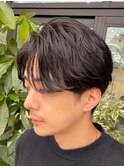 渋谷ニュアンスパーマメンズカットルーズパーマセンターパート