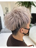 ラ ポルト ドゥ サワ(La Porte de SAWA) メンズショート×ホワイトベージュ