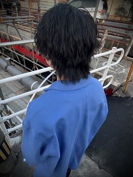 ヘアショップ ホップエム(HAIR SHOP HOP M) ツイストスパイラル/センターパート/ウルフ/ウルフカット