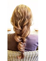 ヘアアンドスパ ケー(Hair&spa K)&nbsp;揺るフワ三つあみ☆
