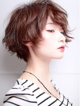 フィス 三軒茶屋店(Fe's)の写真/―Fe's―【カット+カラー¥6000】SPAシャンプー付Menu多数！銀座/青山/自由が丘の実力派Stylist集結♪