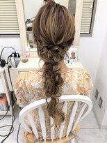 リサ 恵比寿(risa.)&nbsp;編み込みとリボンの編み下ろし