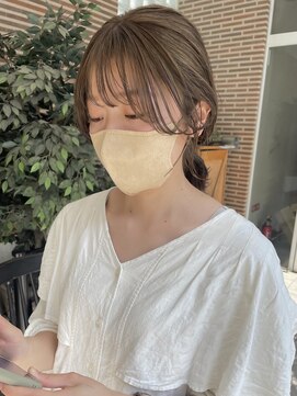 デイジー(Daisy) 天神 大名 ミントベージュ 顔周りレイヤー