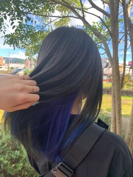 イーゼル ヘア デザイン 名張店(EASEL HAIR DESIGN) インナーカラーブルー