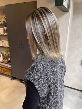 サニー 渋谷(SUNNY) バレイヤージュ、ハイライト、レイヤー、グレーベージュ