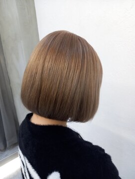 アナ ラーナ(Anna Lanna) 丸み、艶、キレイなラテベージュ