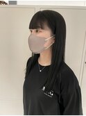 前髪ぱっつんストレート