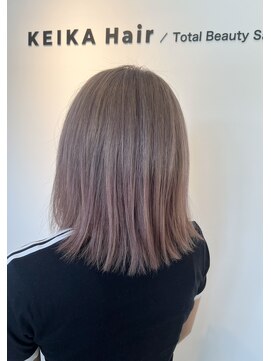 ケイカヘア(KEIKA Hair) 切りっぱなしヘア×くびれ