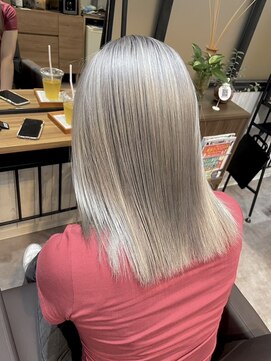 トリコ(torico) シルバーブロンド