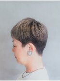 夏のデザインカラー　ベリーショート