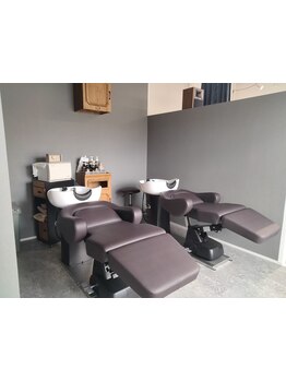 シャンプーにこだわりあり！全メニューにスパ付き◎土台の頭皮から汚れを落とし、健康な髪へ導きます＊