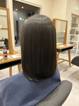 ワッペン(wappen) ＊赤みを抑えたアッシュグレージュ＊