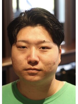 キングスマン トーキョー 国分寺(KINGSMAN TOKYO) アップバング/ツーブロック/スキンフェード[国分寺/国分寺駅]