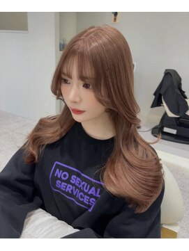 ラヴィ(Lavie) 韓国ヘアーハッシュカットレイヤーカットハイライトカラー