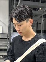 ヘアー アイス 御器所本店(HAIR ICI)&nbsp;スッキリ刈り上げ清潔感 後ろに毛流れスタイル センターパート