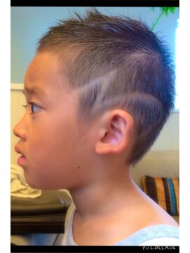 ヘア ラボ トアル(hair labo toaru) おしゃれソフトモヒカン バリアート