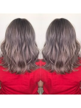 ヘアアンドビューティー クローバー(Hair&Beauty Clover) white lavender gray/ニュアンスカラー/ハイトーンカラー