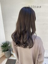 キートス(kiitos) ナチュラルなグレージュ