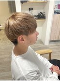 ベージュカラー