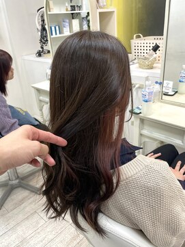 アルターシェリー(aL-ter che'rie) インナーカラーピンク/切りっぱなしボブ/エアリーロング　新籾