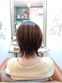 ラベンダーカラーの大人ウルフ