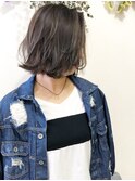 重めカールのモードボブスタイル