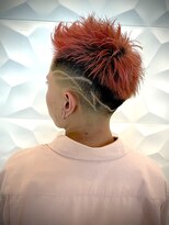 銀座マツナガ 浅草店&nbsp;短髪/個性派フェード/レザーアート/ハイトーンカラー