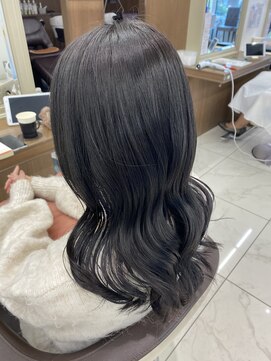 アッシュ 下北沢店(Ash) 艶々ブルーブラック