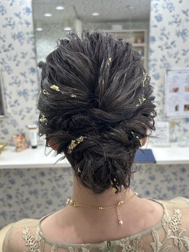 サクララ(Sakura la) ふわふわシニヨン/参列ヘア/お呼ばれヘア/結婚式/ヘアセット