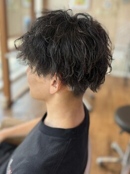 紅や バンブー(Bamboo)の写真/【安城市】トレンド&扱いやすさを両立!サロン帰りの仕上がりを自分でも再現◎ブリーチ/パーマ/メンズカット