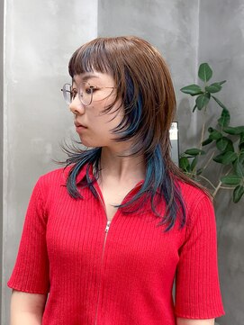 テトヘアー(teto hair) レイヤースタイルミディアムヘアインナーカラーオン眉ブリーチ