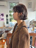 O&nbsp;20代30代40代ミルクティーブラウンシースルーバング無造作ミディ