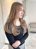 ヴィア 京都烏丸(Via) ミルクティーベージュ/ブロンド/レイヤーカット/ケアブリーチ