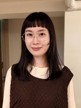 テテ ニコ(tete nico) 大前晴奈地毛風カラーオン眉顔まわりレイヤーハッシュカット秋