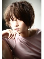 ディフィーノ 青山(DIFINO) ショートボブ×動きのあるスタイルはプレイフルな大人ヘア