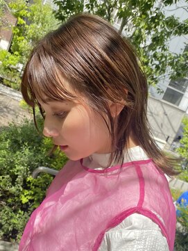 スー 渋谷(suu) 顔まわりレイヤーセミロングウルフレイヤーヘルシースタイル