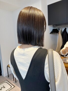 ネオリーブ クーロ(Neolive curro) 小顔タッセルボブ×美髪[ぱつっとボブ/縮毛矯正/横浜韓国]