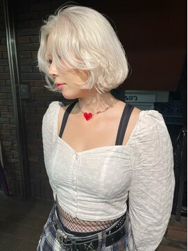 コードプラスリム(CODE+LIM) ホワイトカラー