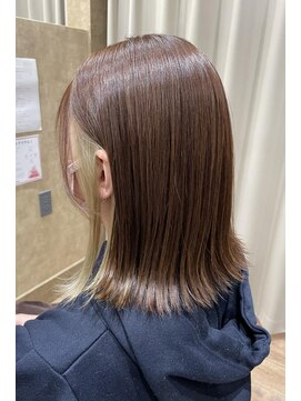 アールイーノウン 阿倍野区昭和町店(re; nown) 小顔外ハネミディアムミルクティカラー20代30代40代くびれミディ