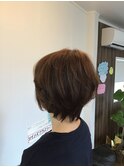 ショートボブ