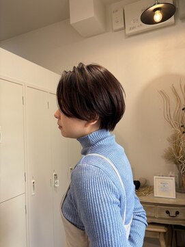 ロッカ(ROCCA) くびれヘア耳かけナチュラルショート