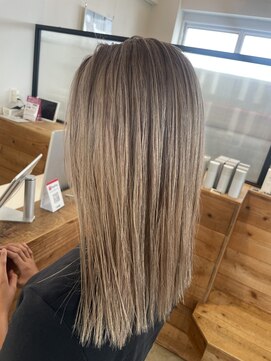 エイト オキナワ 沖縄新都心店(EIGHT okinawa) 【EIGHT 沖縄】石田