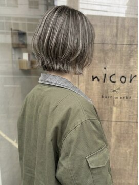 ニコリヘアワークス(nicori hair works) ショート×ハイライト×外ハネ2