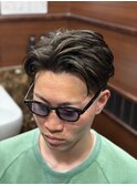テーパーフェードセンターパート