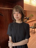 ニディ(Nide)&nbsp;エフェクトブリーチ｜オリーブベージュ｜透明感カラー｜艶カラー