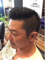 シンズバーバー(SIN'S BARBER)&nbsp;ツーブロック7:3分けの流行スタイル