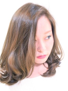 パレット ヘアーメイクの写真/スタイリスト自身が違いを確かめた薬剤のみ使用◇髪の芯からしっかり補修し、潤い溢れる美髪へ導きます―*